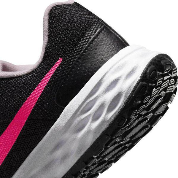 Nike Revolution 6
