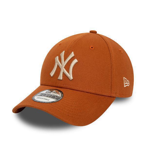 New York Yankees League Essential Brown 9FORTY Adjustable Cap - Brown